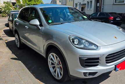 Porsche Cayenne 193.000 km 33.500 &euro; Essen 45128