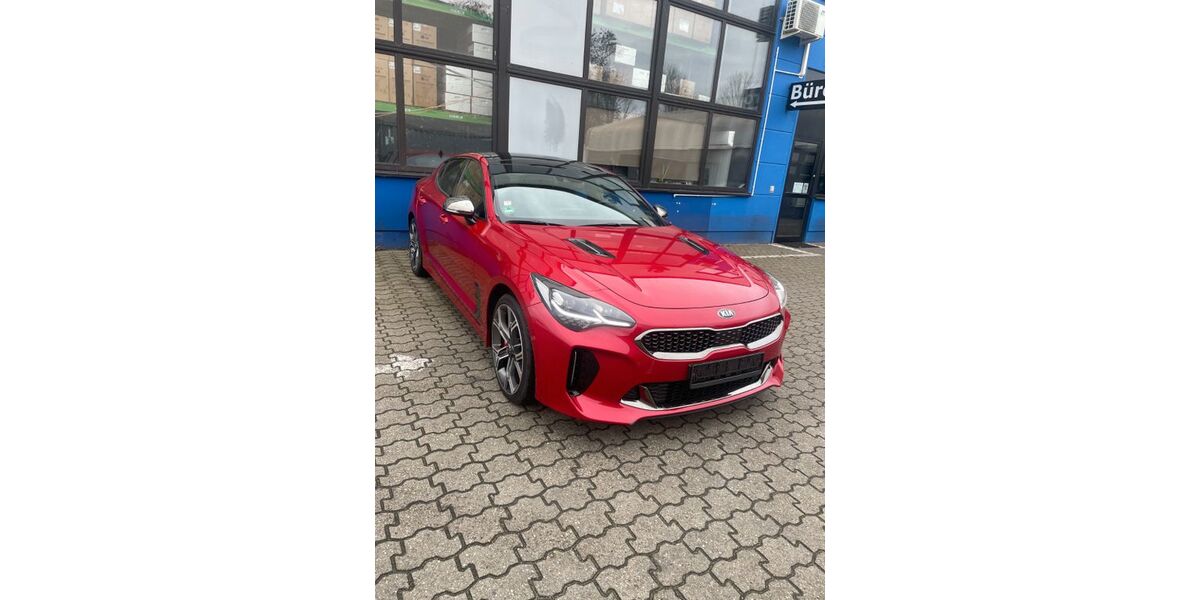 Kia Stinger 49.800 km 28.000 &euro; Mülheim an der Ruhr 45479