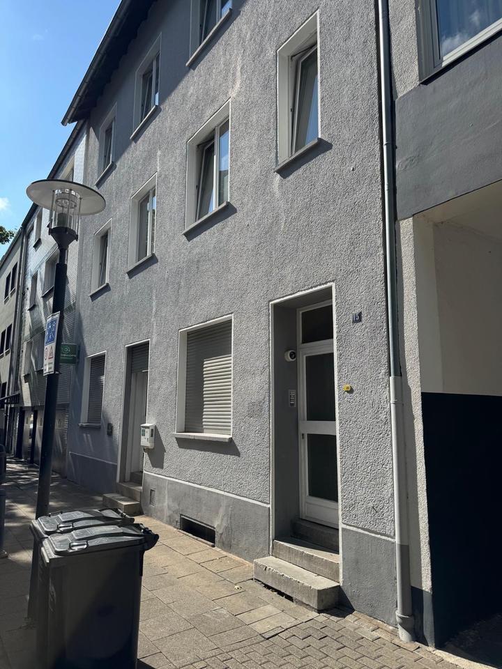 Attraktives Mehrfamilienhaus mit Büroflächen zimmer