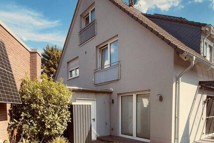 RESERVIERT _ 2 FAMILIENHAUS DOPPELLGARAGE PROVISIONSFREI IN DIN-OBERLOHBERG 6 zimmer