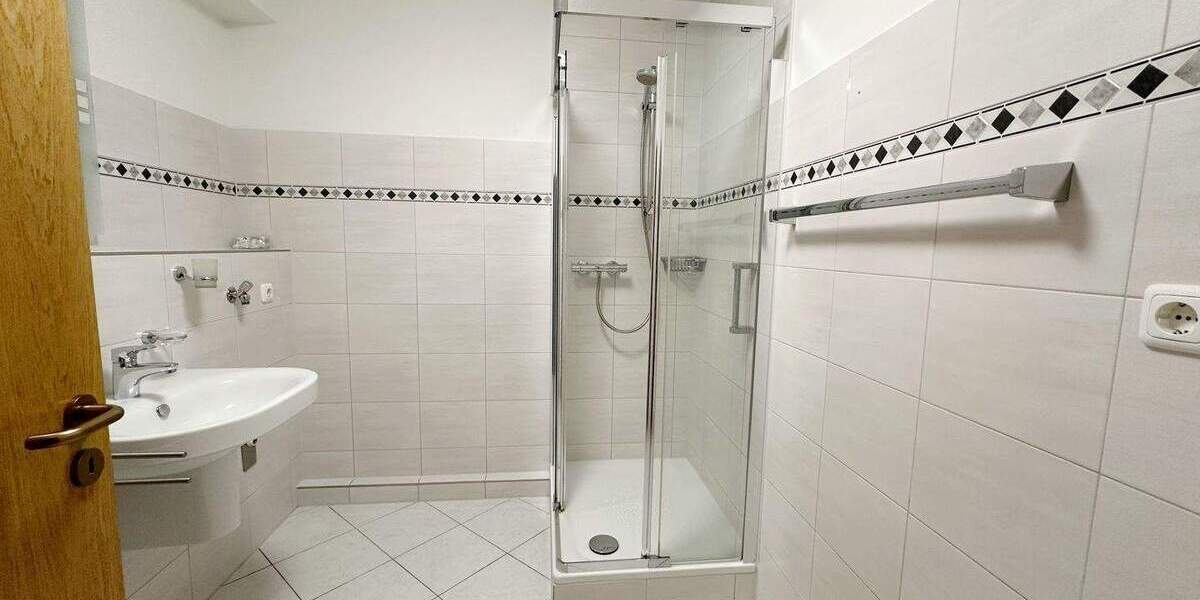 Etagenwohnung Essen Bergerhausen - 2 Zimmer, 62 m&sup2;, 210.000&euro; | Angebot:25770001