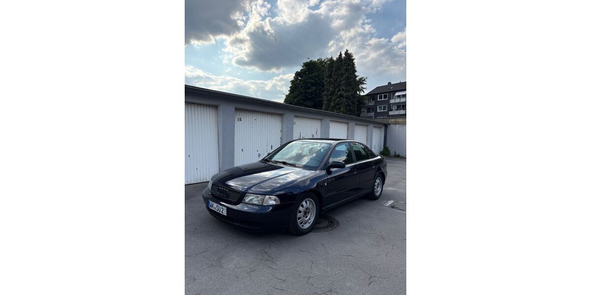 Audi A4 262.000 km 2.800 &euro; Gelsenkirchen 45898