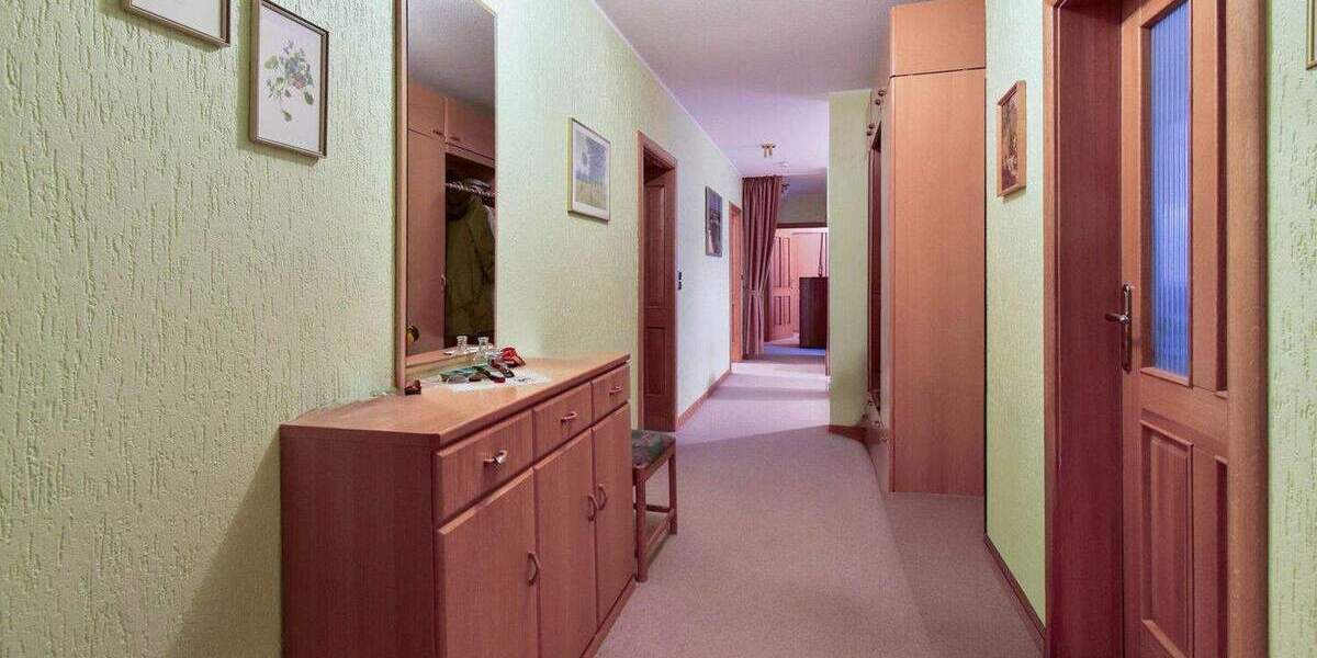 Etagenwohnung Essen / Margarethenhöhe Margarethenhöhe - 4 Zimmer, 106 m&sup2;, 295.000&euro; | Angebot:24736011