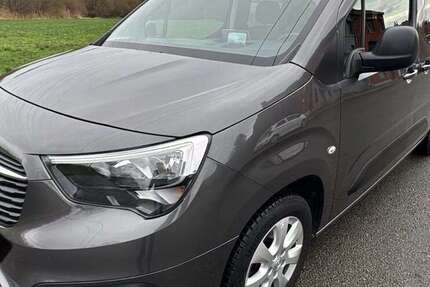 Opel Combo 68.000 km 20.740 &euro; Oberhausen 46149