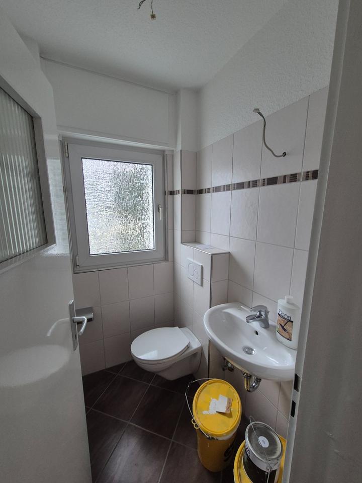 Erstbezug nach Modernisierung, Höntrop 3,5 Raum, Balkon, Gäste-WC zimmer