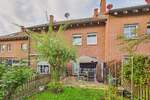 Ruhiges Reihenmittelhaus mit Terrasse, Garten und Stellplätzen 6 zimmer