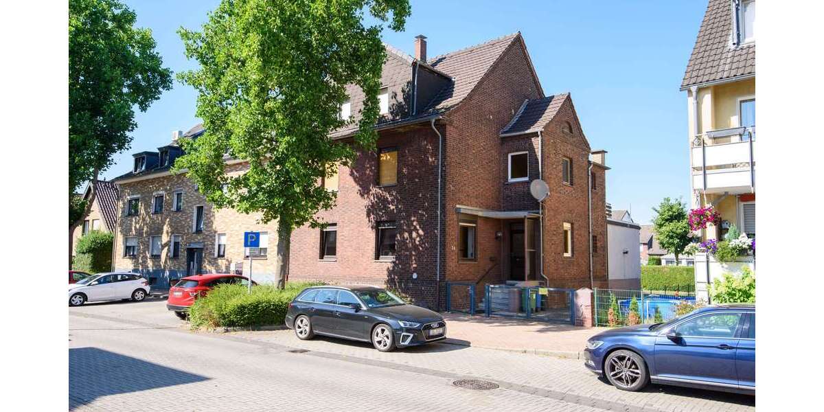 Einfamilienhaus Oberhausen Schmachtendorf - 9 Zimmer, 233 m&sup2;, 325.000&euro; | Angebot:27377421