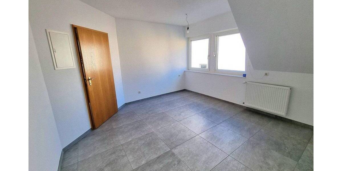 Etagenwohnung Bochum Höntrop - 3 Zimmer, 118 m&sup2;, 1.250&euro; | Angebot:26875118