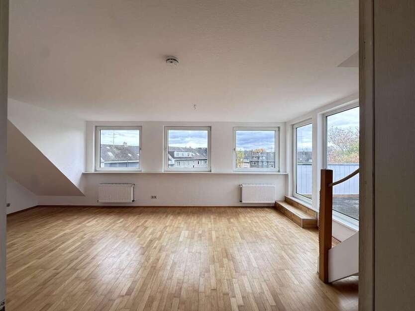 Wohnung zum Mieten in Essen 910 € 96 m² 4 zimmer
