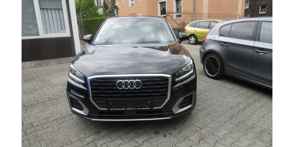 Audi Q2 89.000 km 14.999 &euro; Oberhausen 46117