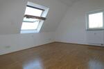 Dachgeschoßwohnung Essen Stadtbezirk IV - 3 Zimmer, 70 m&sup2;, 737&euro; | Angebot:26464148