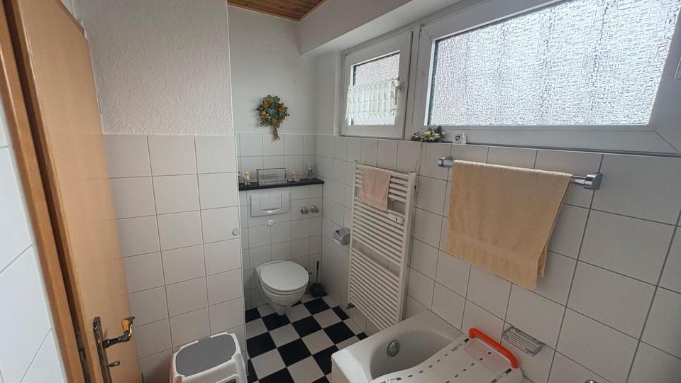 Etagenwohnung Oberhausen - 2.5 Zimmer, 76 m&sup2;, 149.000&euro; | Angebot:26877400