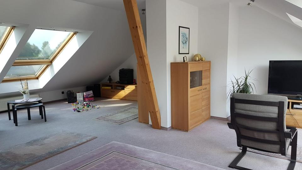 Dachgeschoßwohnung Recklinghausen Grullbad - 3.5 Zimmer, 150 m&sup2;, 995&euro; | Angebot:24382805