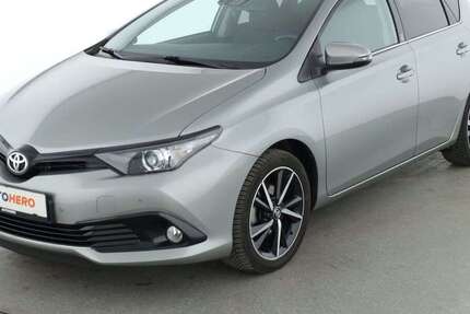 Toyota Auris 33.789 km 15.720 € Essen 45141
