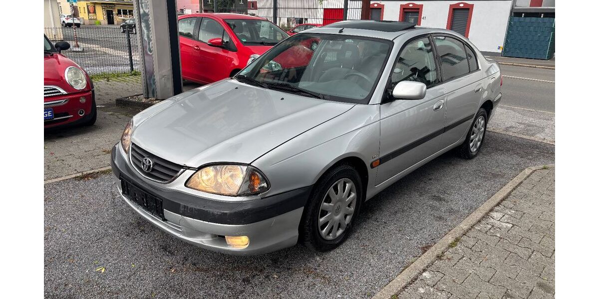 Toyota Avensis 64.000 km 4.490 &euro; Dortmund 44143