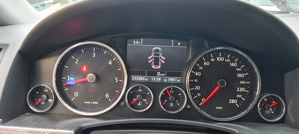 VW Touareg 252.000 km 7.900 &euro; Dortmund 44143