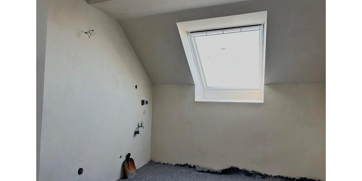 Dachgeschoßwohnung Gladbeck - 2.5 Zimmer, 67 m&sup2;, 205.000&euro; | Angebot:27147425