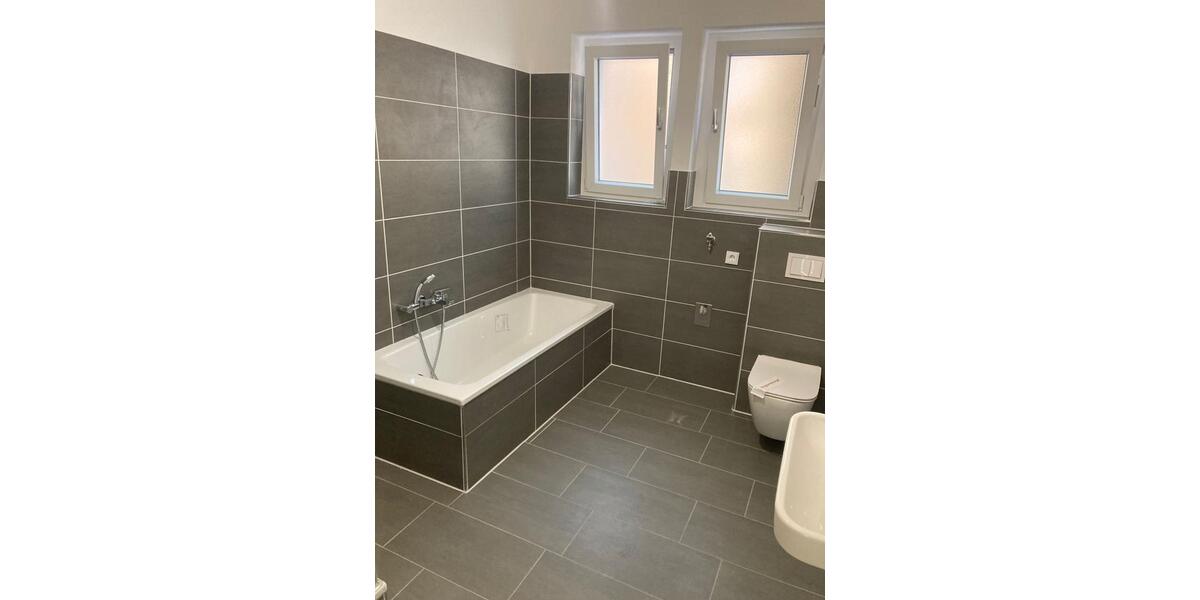 Etagenwohnung Essen Stadtbezirk III - 3 Zimmer, 75 m&sup2;, 725&euro; | Angebot:24837259