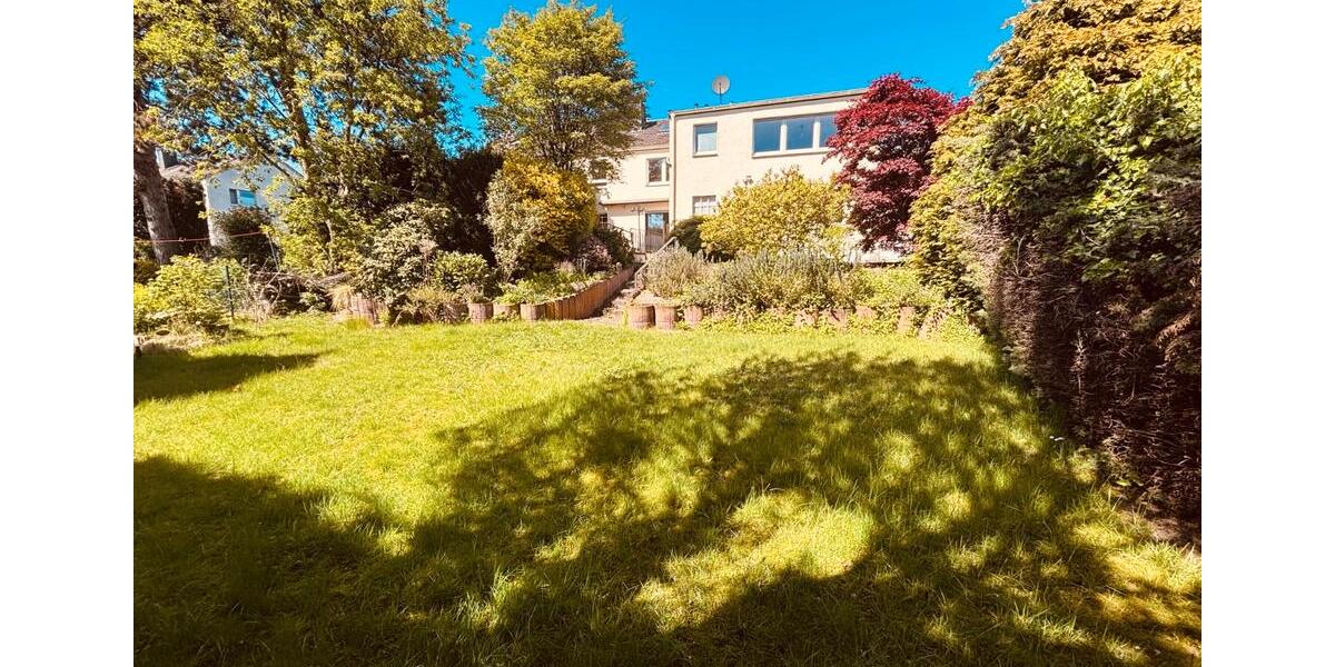 Einfamilienhaus Oberhausen Rothebusch - 6 Zimmer, 246 m&sup2;, 499.999&euro; | Angebot:27083282