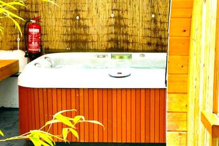 Ferienimmobilie Oberhausen - 150&euro; | Angebot:24657107