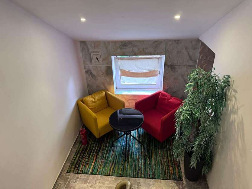 Haus zum Kaufen in Bochum 1.250.000 € 706 m² 29 zimmer