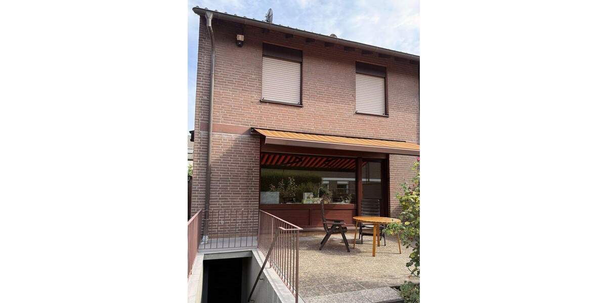 Reihenendhaus Essen Schonnebeck - 5 Zimmer, 145 m&sup2;, 419.000&euro; | Angebot:24389397