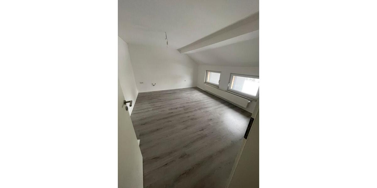 Reihenhaus Dortmund Eving - 5 Zimmer, 120 m&sup2;, 1.600&euro; | Angebot:24755208