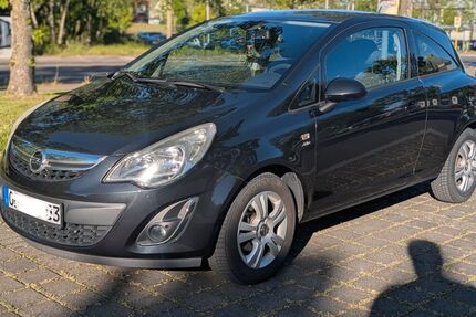 Opel Corsa 122.532 km 2.499 &euro; Oberhausen 46145