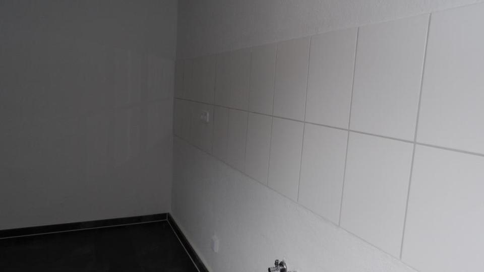 4 Zimmer - schnuckelig aufgeteilt ? Bitte sehr ! :-) Frei ab sofort, provisionsfrei ! zimmer