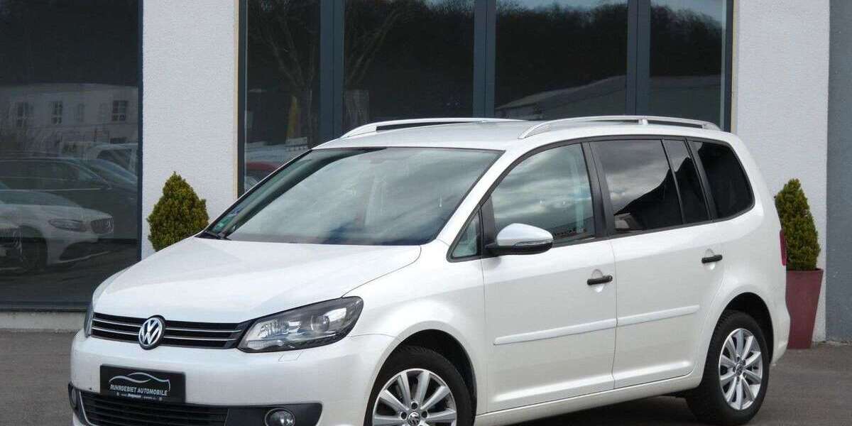 VW Touran 132.324 km 11.450 &euro; Bochum 44807