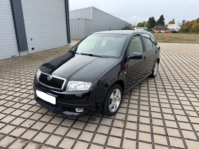 Skoda Fabia 107.000 km 2.450 € Essen 45329