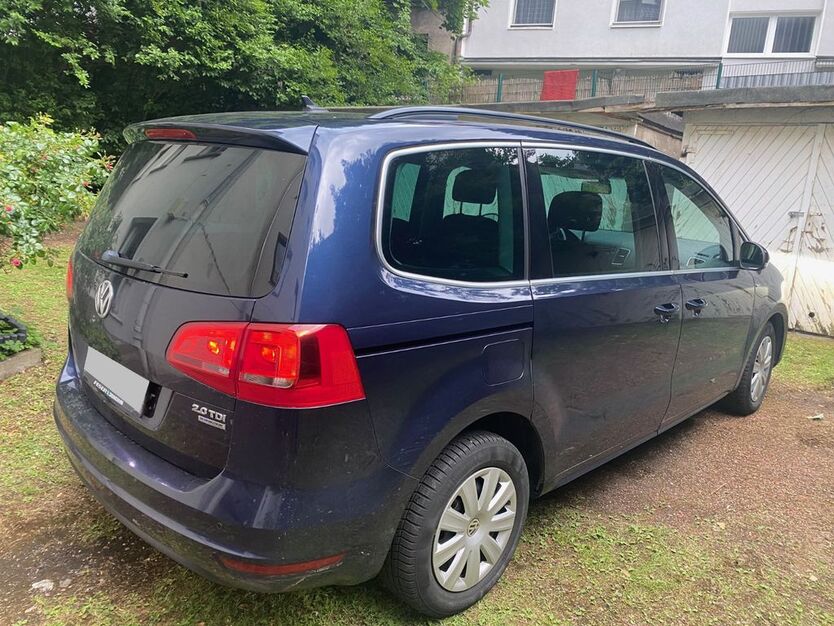 VW Sharan 273.500 km 7.900 € Dortmund 44147