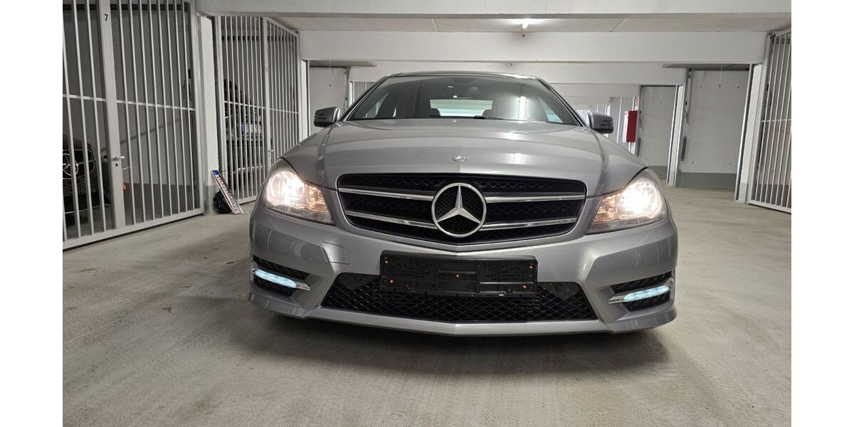 Mercedes-Benz C 250 76.300 km 19.990 &euro; Dortmund 44287