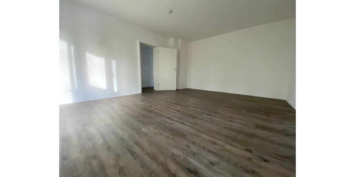 Erdgeschoßwohnung Essen Stadtbezirk VI - 2.5 Zimmer, 63 m&sup2;, 569&euro; | Angebot:26275312