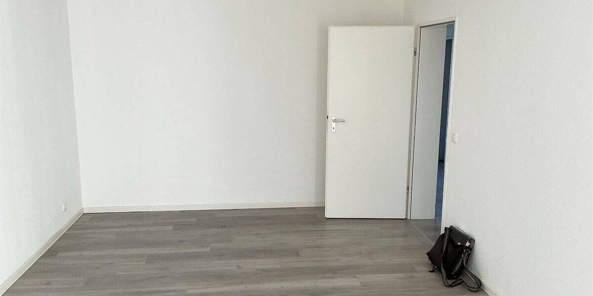 Etagenwohnung Bochum Querenburg - 5 Zimmer, 125 m&sup2;, 990&euro; | Angebot:26627294