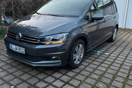 VW Touran 163.000 km 13.500 &euro; Gelsenkirchen 45889