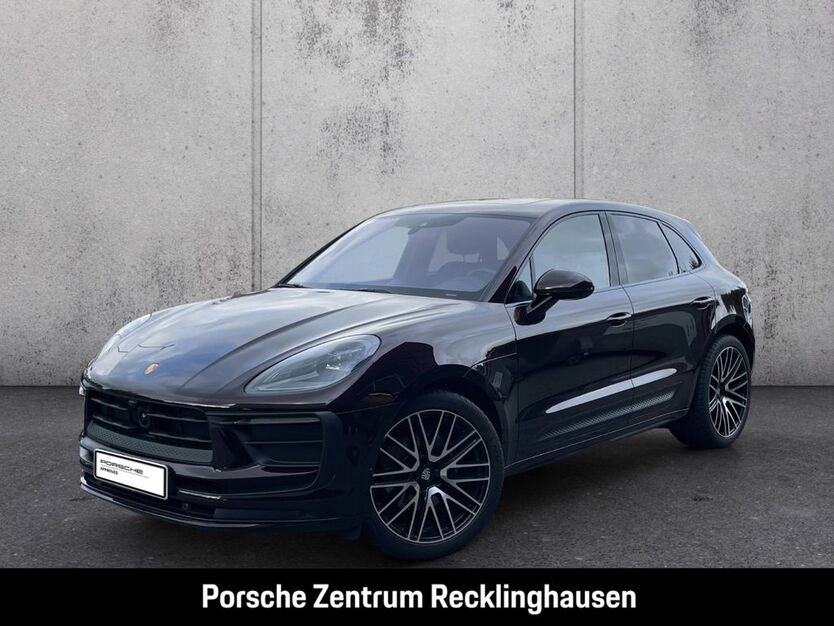 Porsche Macan 17.989 km 79.500 € Recklinghausen 45665