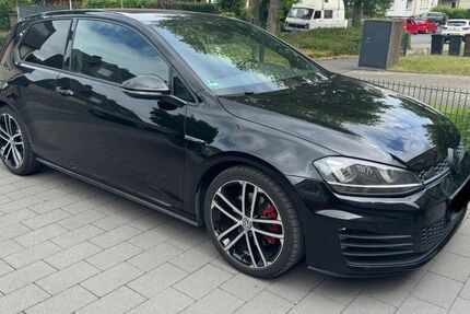 VW Golf