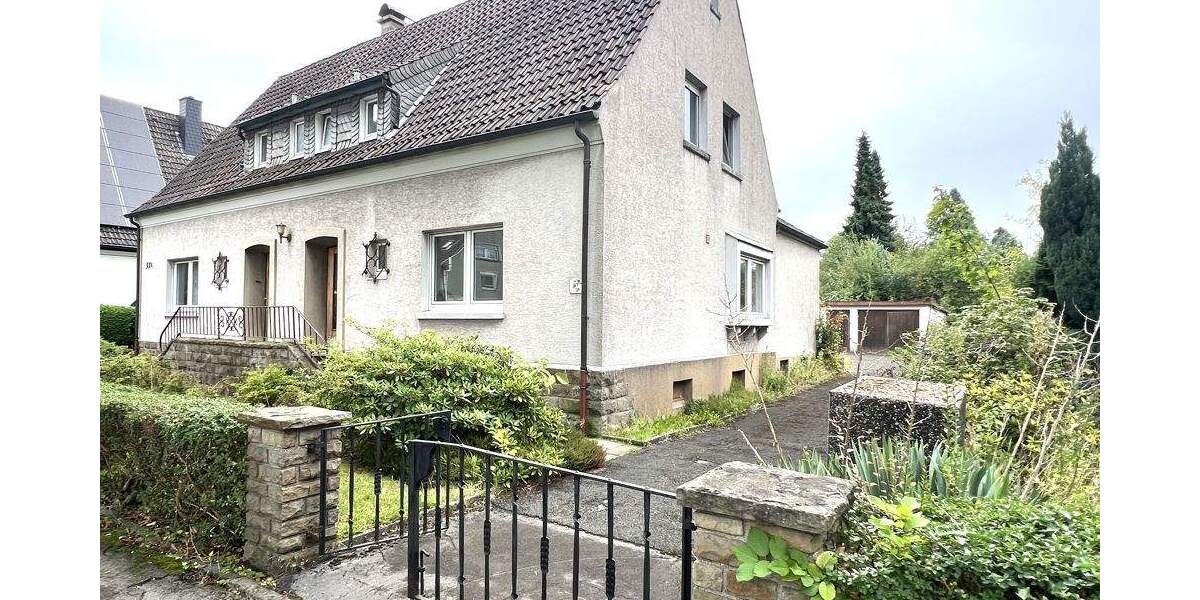 Doppelhaushälfte mit 5 Zi. + Garage auf weitläufigem Gartengrundstück in Dortmund Brackel 5 zimmer