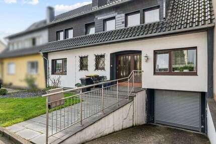 Haus zum Kaufen in Mülheim an der Ruhr 509.000 € 195.78 m²