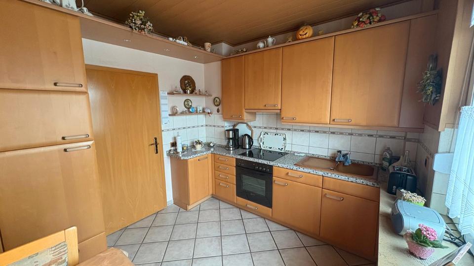 Etagenwohnung Oberhausen - 2.5 Zimmer, 76 m&sup2;, 149.000&euro; | Angebot:26877400