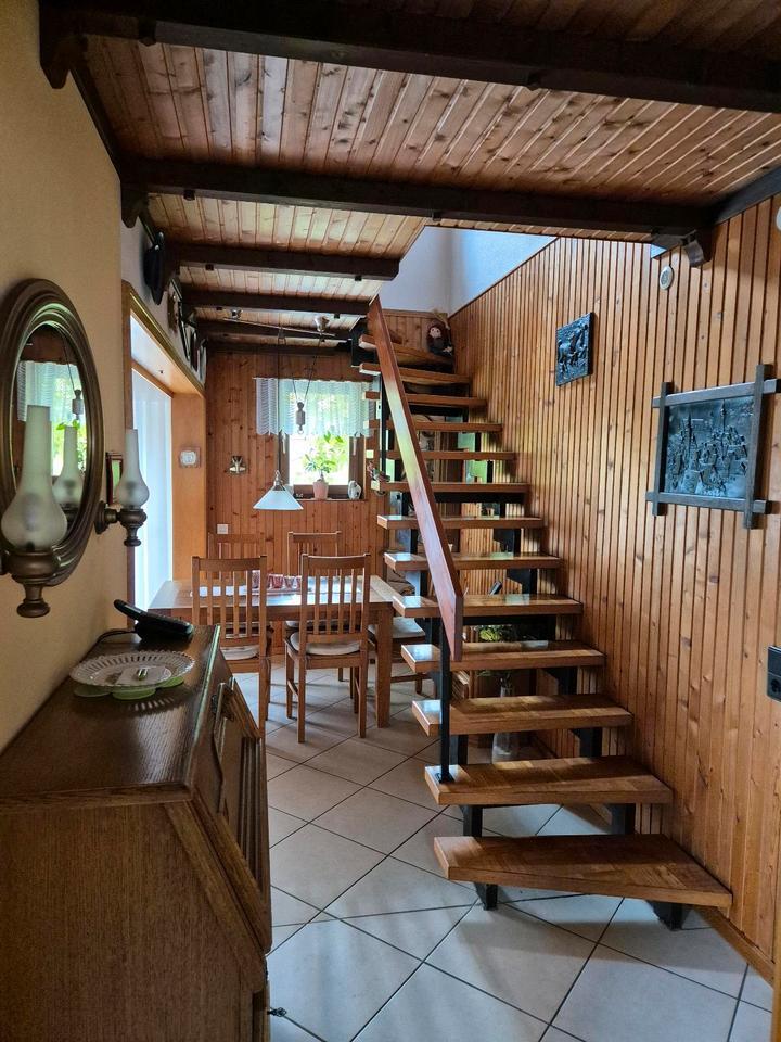 Wohnung im Zweifamilienhaus zu vermieten zimmer