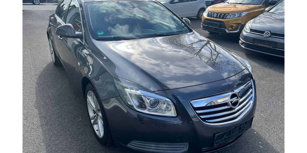 Opel Insignia 110.000 km 5.699 &euro; Recklinghausen 45663