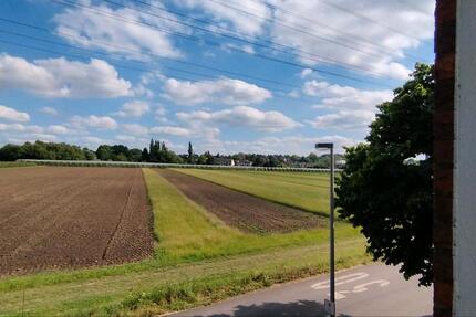 Lepkesfeld 32. 46047 Oberhausen, ruhige helle Mietwohnung. zimmer