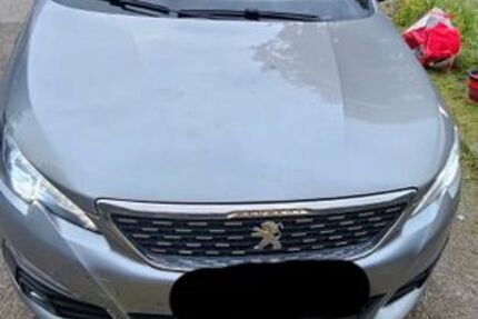 Peugeot 308 143.000 km 9.550 &euro; Recklinghausen 45659