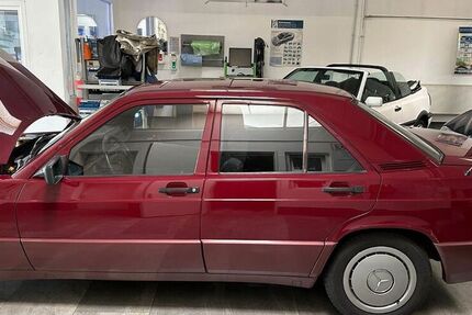 Mercedes 190