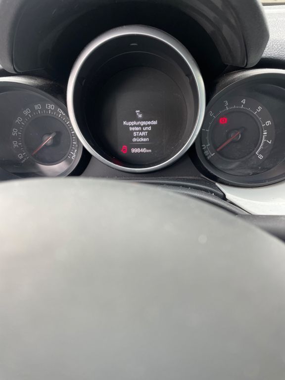 Fiat 500X 99.936 km 7.500 € Essen 45130