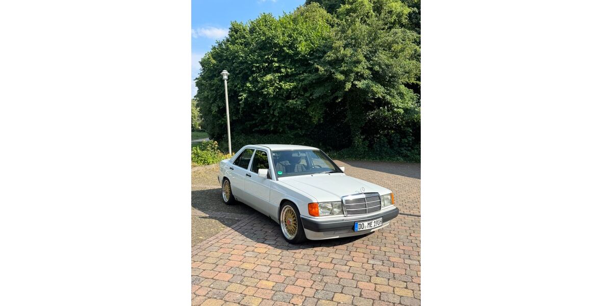 Mercedes-Benz 190 293.000 km 6.990 &euro; Dortmund 44141