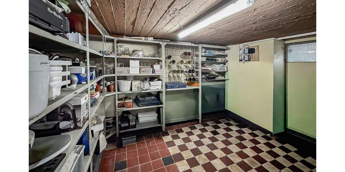 Mehrfamilienhaus, Wohnhaus Dortmund Wellinghofen - 9 Zimmer, 176 m&sup2;, 500.000&euro; | Angebot:24721434