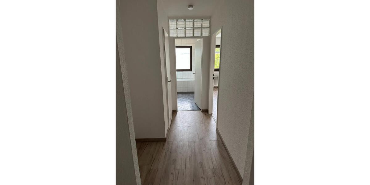 Etagenwohnung Lünen - 2 Zimmer, 67 m&sup2;, 700&euro; | Angebot:26348202